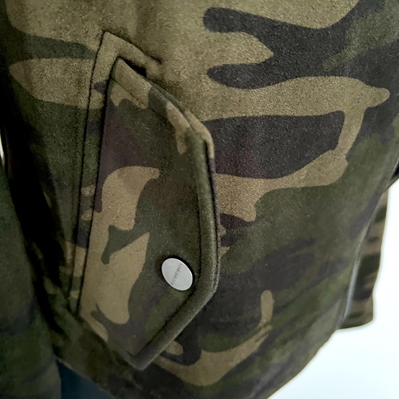 NWT Sanctuary Camouflage Faux Suede Moto Jacket - Picture 2 of 10